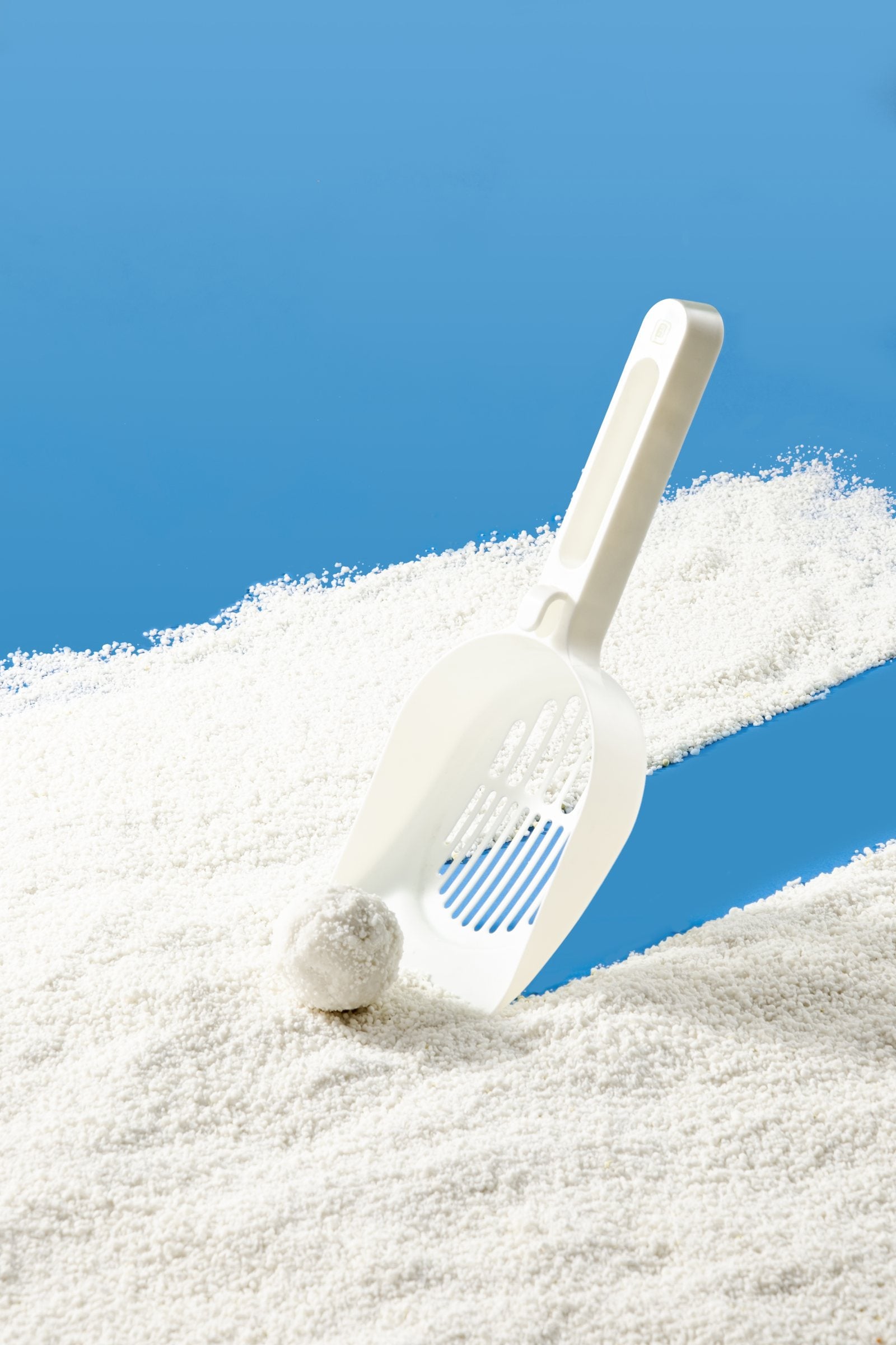 A clean clump of G&S tapioca cat litter